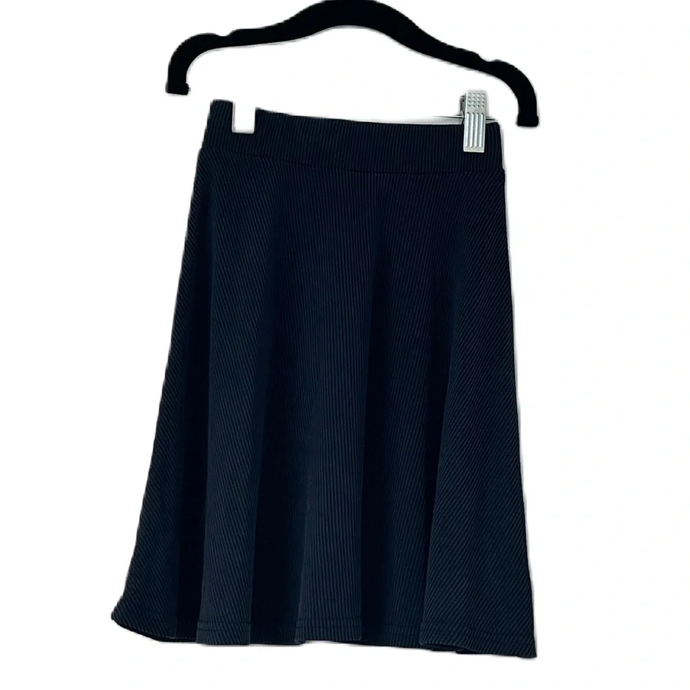 Tottini blue ribbed midi Aline lightweight size 8 girls skirt